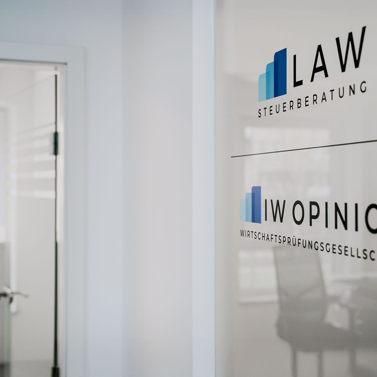 LAW-Eingang